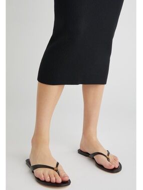 Tory Burch Classic Leather Flip-Flop in Perfect Black New!